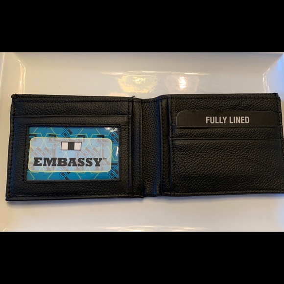 Men's Genuine Black Leather Bi-Fold Wallet - Picture 6 of 6